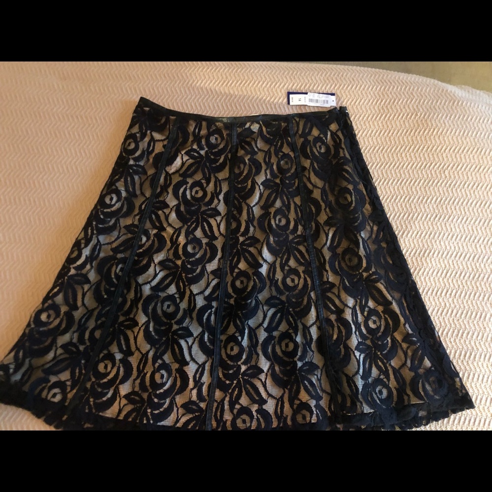 Peter Nygard Black and Nude Lace Leather Trim Skirt - NEW